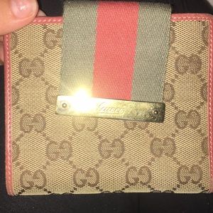 Authentic Vintage Gucci Wallet